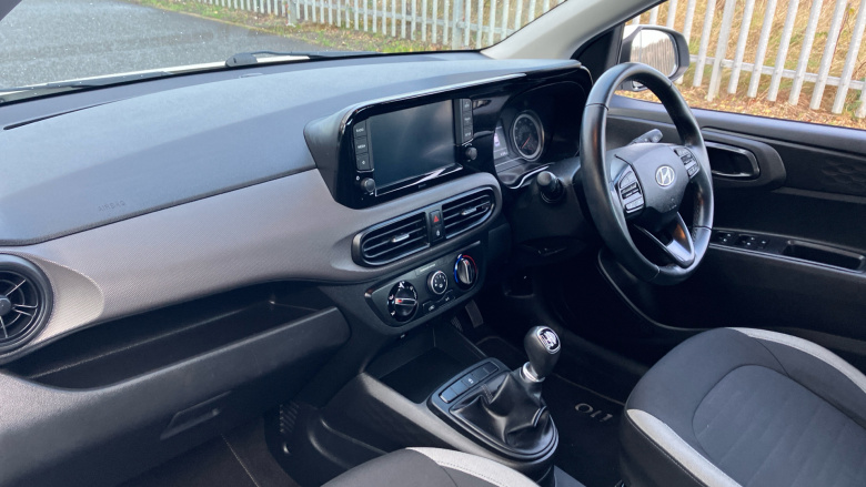 Hyundai i10 1.2 MPi SE Connect 5dr Petrol Hatchback